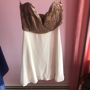 Gold sequin deep v strapless dress